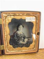 ANTIQUE Twin daguerreotypes in a double gutta percha frame